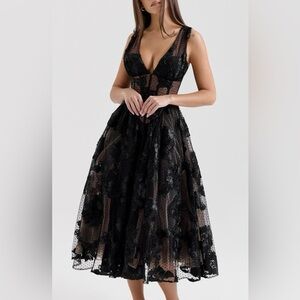 NWT Sianna Lace Corset Cocktail Midi Dress